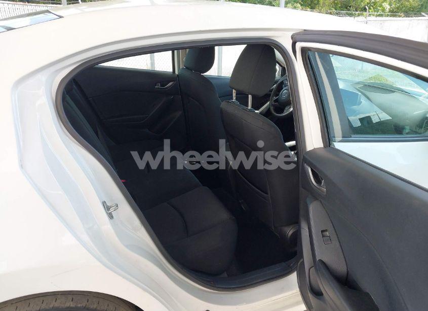 Photo 8 of 2014 Mazda Mazda3 I SPORT (VIN JM1BM1U75E1175758)