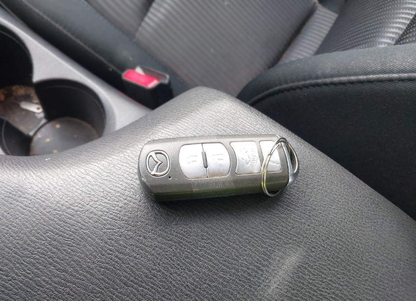 Photo 11 of 2016 Mazda Mazda3 I SPORT (VIN JM1BM1U75G1294610)