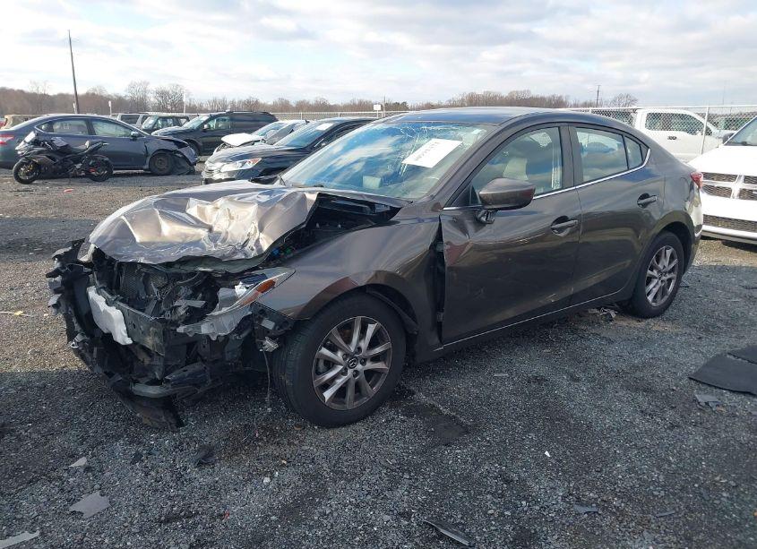 Photo 2 of 2016 Mazda Mazda3 I SPORT (VIN JM1BM1U75G1294610)