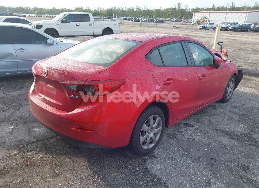 Photo 4 of 2014 Mazda Mazda3 I SPORT (VIN JM1BM1U76E1123412)