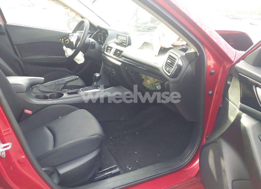 Photo 5 of 2014 Mazda Mazda3 I SPORT (VIN JM1BM1U76E1123412)