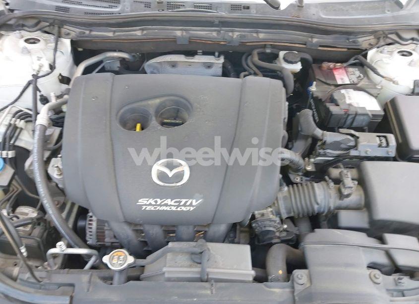 Photo 10 of 2016 Mazda Mazda3 I SPORT (VIN JM1BM1U76G1324584)