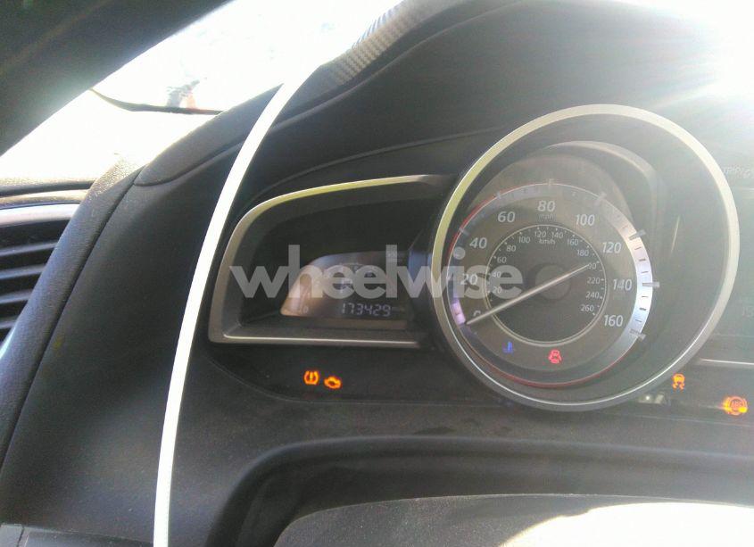 Photo 7 of 2014 Mazda Mazda3 I SPORT (VIN JM1BM1U77E1111284)