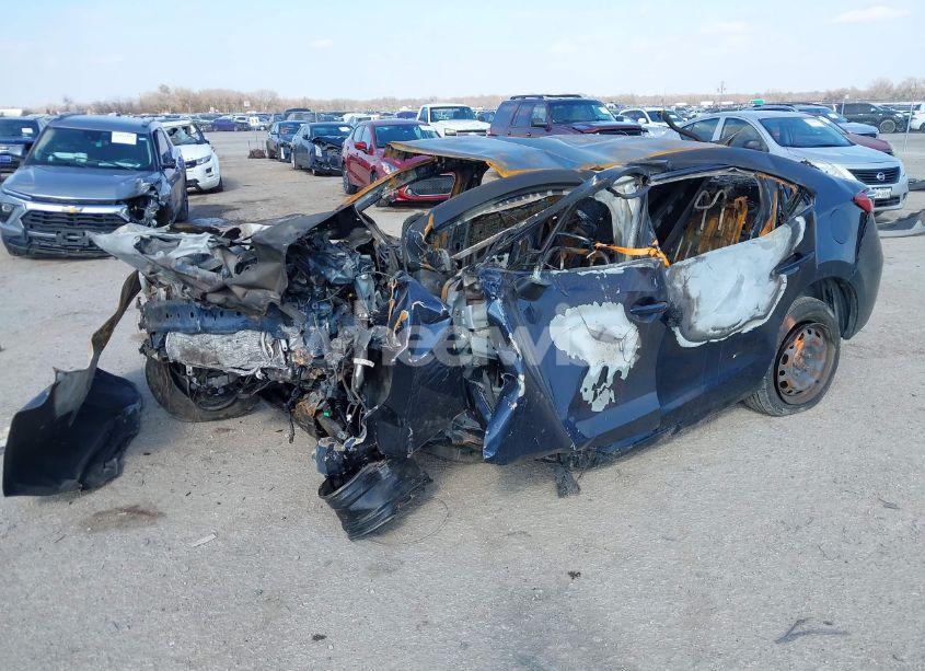 Photo 2 of 2014 Mazda Mazda3 (VIN JM1BM1U77E1129154)