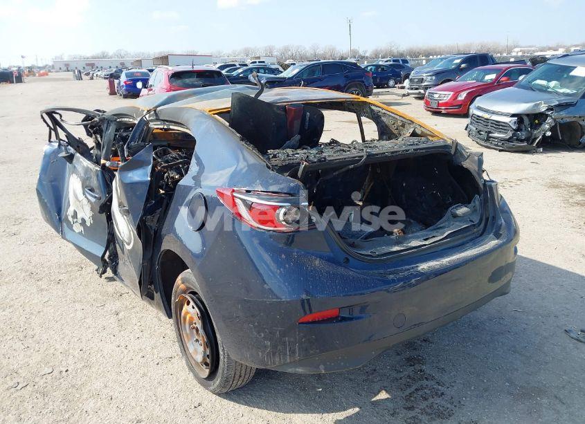 Photo 3 of 2014 Mazda Mazda3 (VIN JM1BM1U77E1129154)