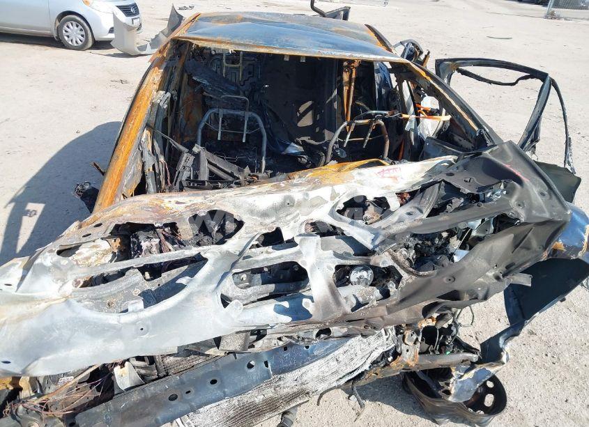 Photo 6 of 2014 Mazda Mazda3 (VIN JM1BM1U77E1129154)