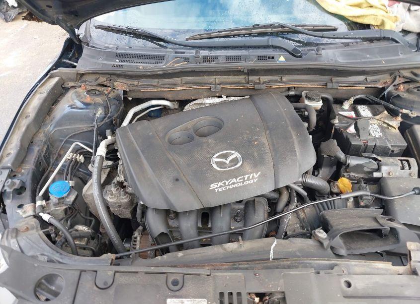 Photo 10 of 2014 Mazda Mazda3 I SPORT (VIN JM1BM1U77E1137125)