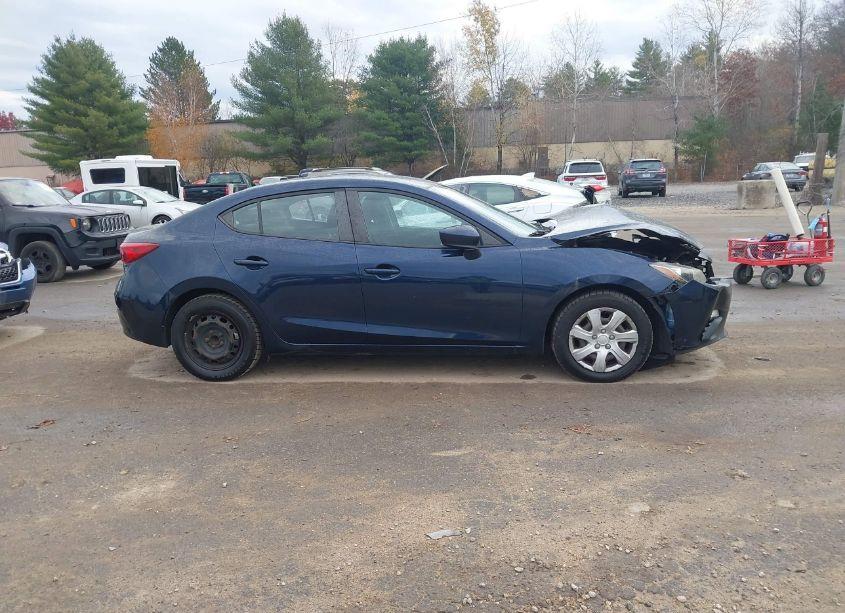 Photo 12 of 2014 Mazda Mazda3 I SPORT (VIN JM1BM1U77E1137125)