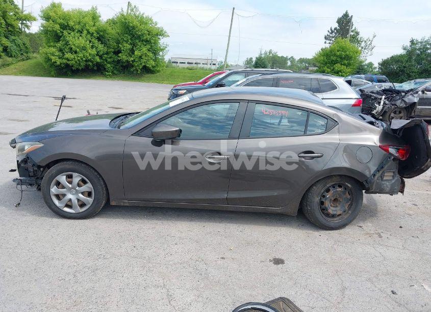 Photo 15 of 2014 Mazda Mazda3 I SPORT (VIN JM1BM1U77E1146794)