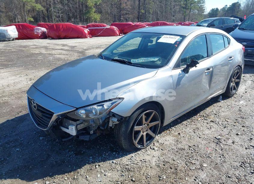 Photo 2 of 2014 Mazda Mazda3 I SPORT (VIN JM1BM1U77E1166558)