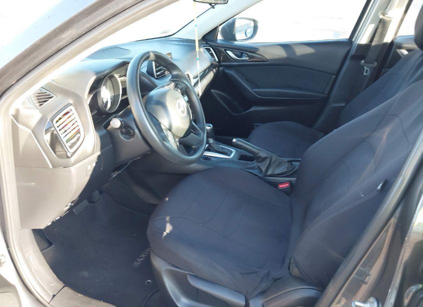 Photo 5 of 2014 Mazda Mazda3 I SPORT (VIN JM1BM1U77E1200921)