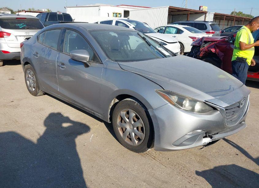 2015 Mazda Mazda3 I SPORT (VIN JM1BM1U77F1247495) main photo