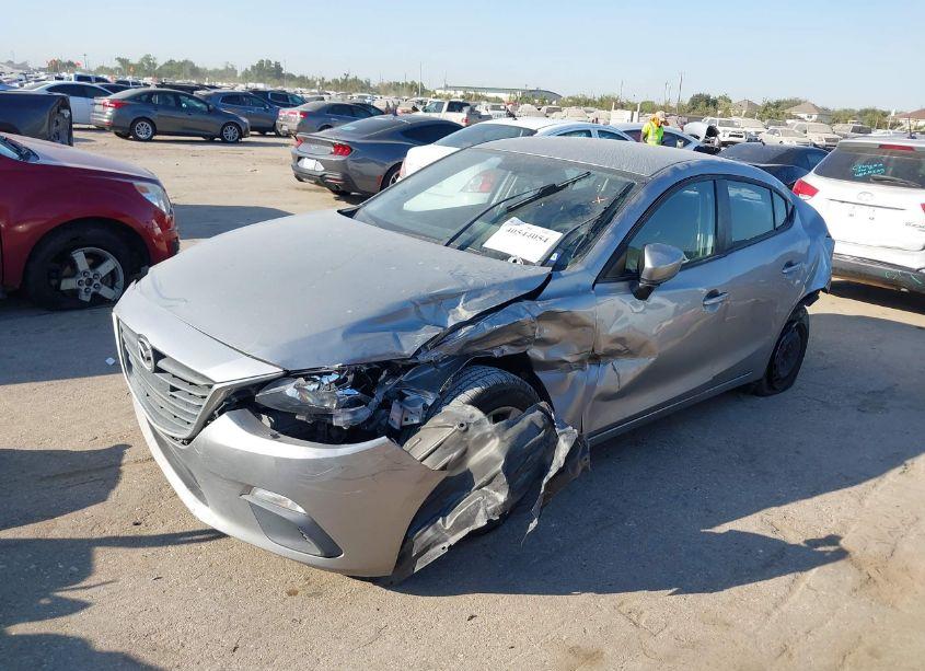 Photo 2 of 2015 Mazda Mazda3 I SPORT (VIN JM1BM1U77F1247495)