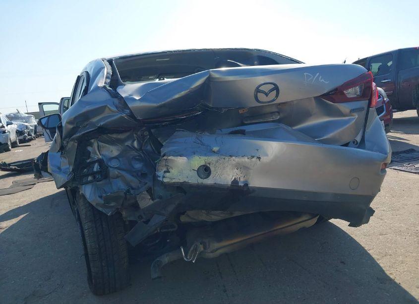 Photo 6 of 2015 Mazda Mazda3 I SPORT (VIN JM1BM1U77F1247495)