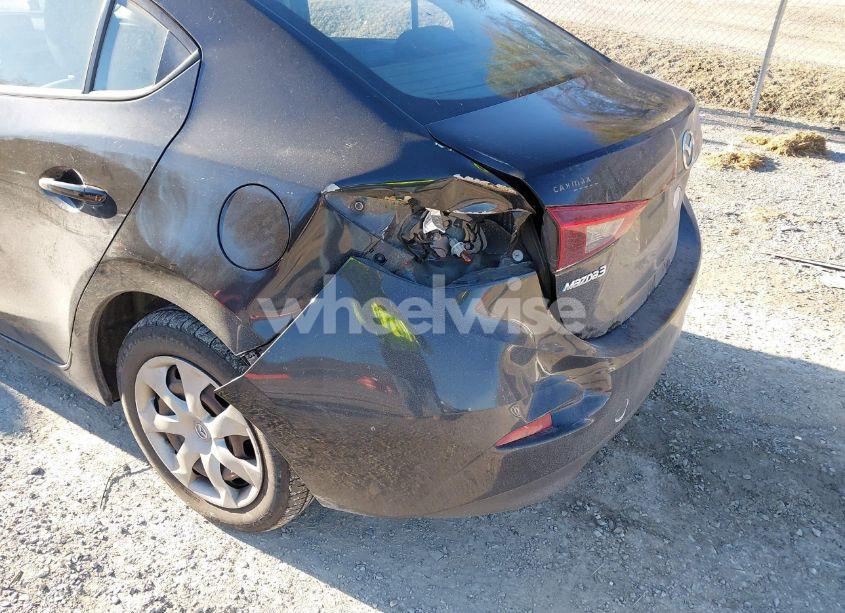 Photo 18 of 2015 Mazda Mazda3 I SPORT (VIN JM1BM1U77F1249487)