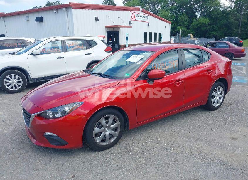 Photo 2 of 2014 Mazda Mazda3 I SPORT (VIN JM1BM1U78E1158596)