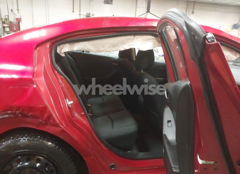 Photo 8 of 2015 Mazda Mazda3 I SPORT (VIN JM1BM1U78F1224128)