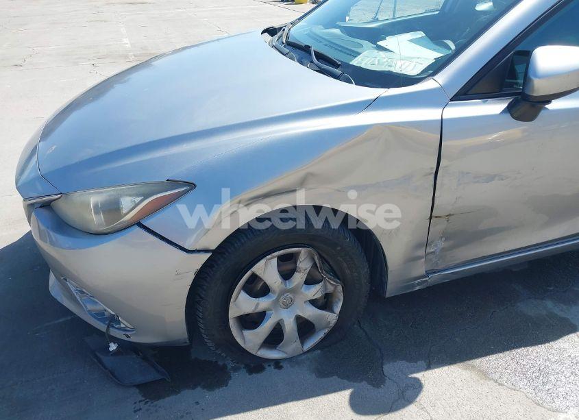 Photo 6 of 2014 Mazda Mazda3 I SPORT (VIN JM1BM1U79E1176265)