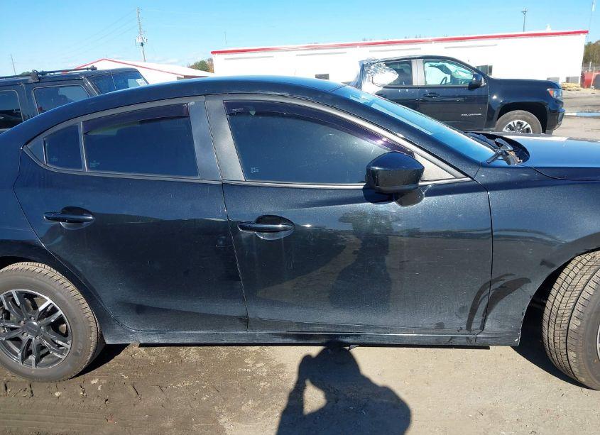 Photo 14 of 2015 Mazda Mazda3 I SPORT (VIN JM1BM1U79F1258322)