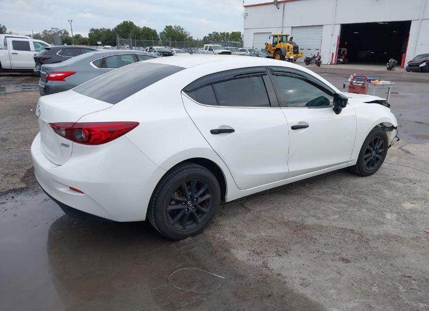 Photo 4 of 2016 Mazda Mazda3 I SPORT (VIN JM1BM1U79G1313806)