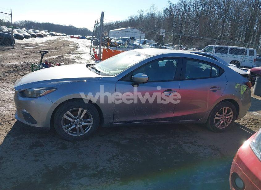 Photo 14 of 2014 Mazda Mazda3 I SPORT (VIN JM1BM1U7XE1123980)