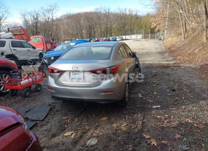 Photo 16 of 2014 Mazda Mazda3 I SPORT (VIN JM1BM1U7XE1144733)
