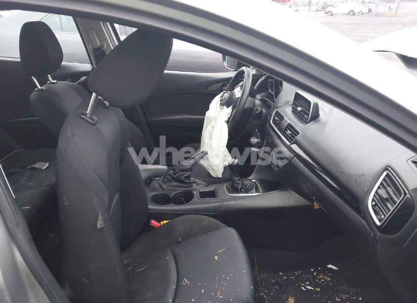 Photo 5 of 2014 Mazda Mazda3 I SPORT (VIN JM1BM1U7XE1196542)