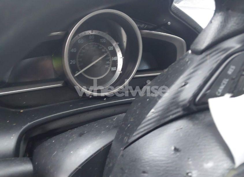 Photo 7 of 2014 Mazda Mazda3 I SPORT (VIN JM1BM1U7XE1196542)