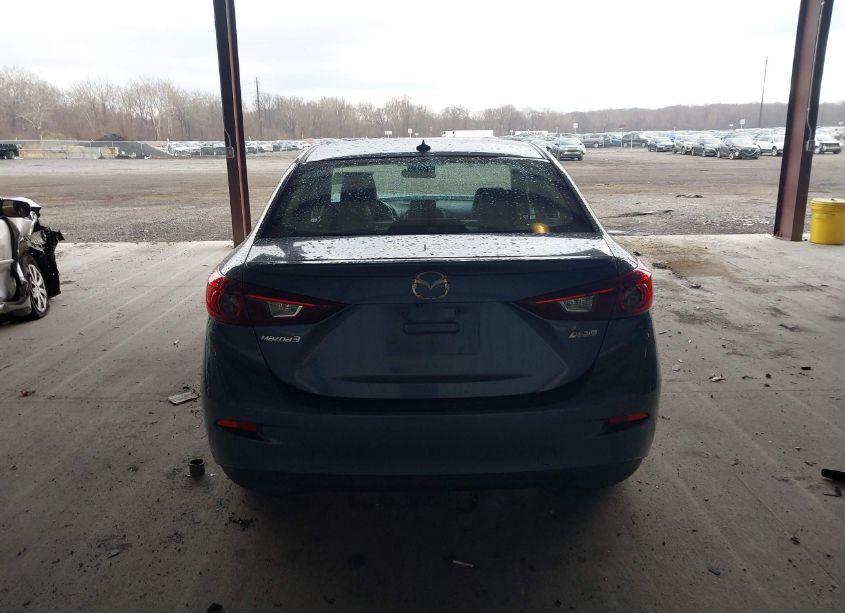 Photo 16 of 2015 Mazda Mazda3 S TOURING (VIN JM1BM1V30F1220652)