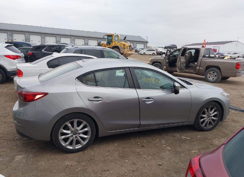 Photo 13 of 2015 Mazda Mazda3 S TOURING (VIN JM1BM1V30F1262190)