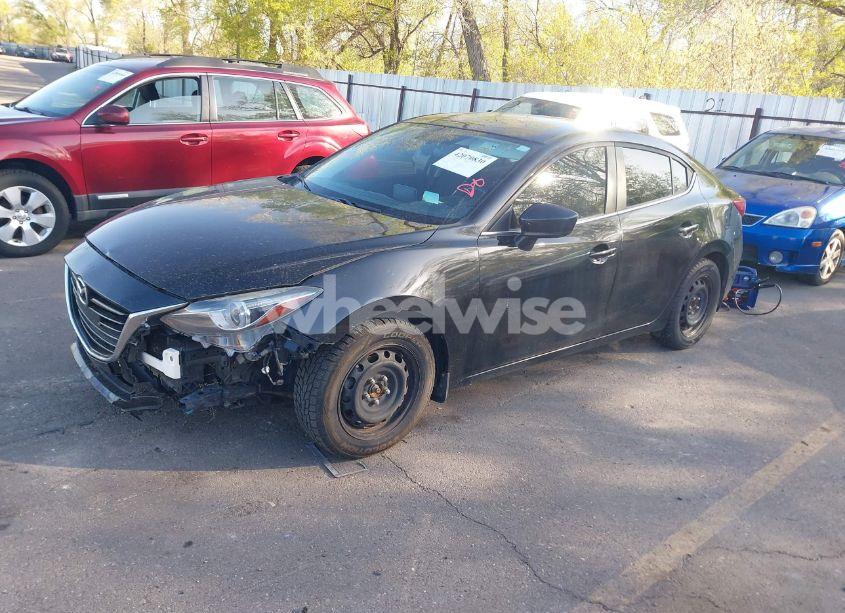 Photo 2 of 2014 Mazda Mazda3 S TOURING (VIN JM1BM1V36E1202848)