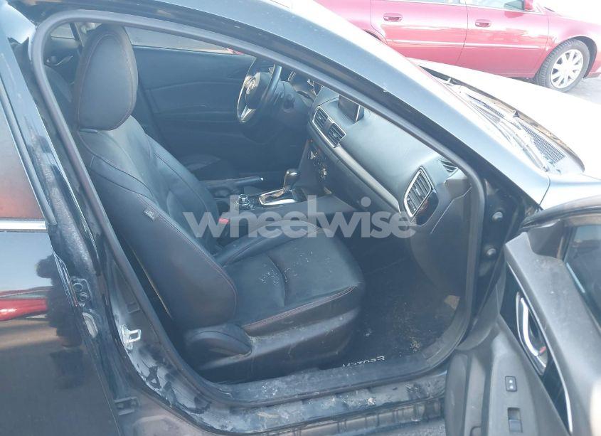 Photo 5 of 2014 Mazda Mazda3 S TOURING (VIN JM1BM1V36E1202848)