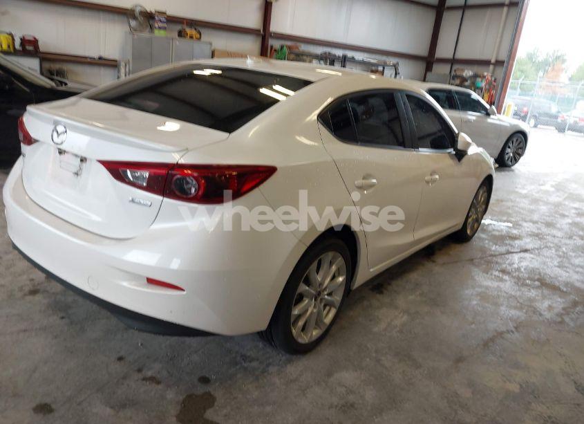Photo 4 of 2014 Mazda Mazda3 S TOURING (VIN JM1BM1V3XE1209964)