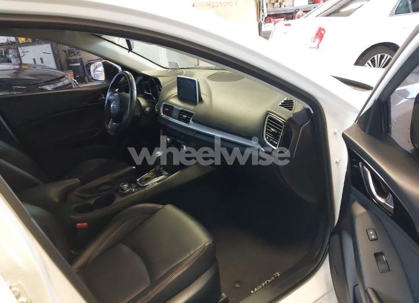 Photo 5 of 2014 Mazda Mazda3 S TOURING (VIN JM1BM1V3XE1209964)