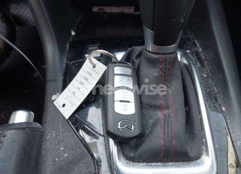 Photo 11 of 2015 Mazda Mazda3 S TOURING (VIN JM1BM1V3XF1220786)