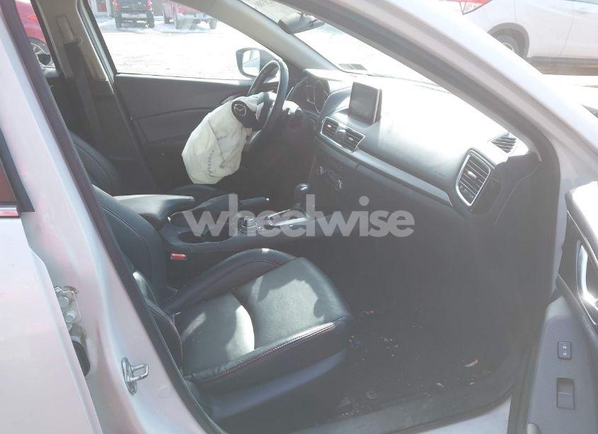 Photo 5 of 2015 Mazda Mazda3 S TOURING (VIN JM1BM1V3XF1220786)