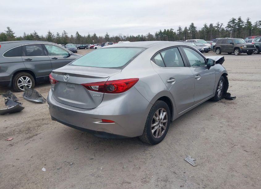 Photo 4 of 2014 Mazda Mazda3 I TOURING (VIN JM1BM1V70E1107284)