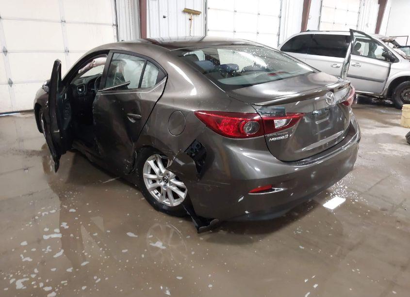 Photo 3 of 2014 Mazda Mazda3 I TOURING (VIN JM1BM1V70E1149387)