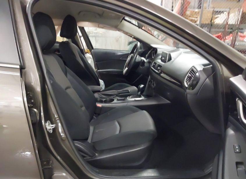 Photo 5 of 2014 Mazda Mazda3 I TOURING (VIN JM1BM1V70E1149387)