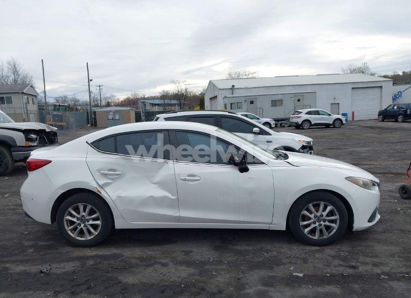 Photo 13 of 2014 Mazda Mazda3 I TOURING (VIN JM1BM1V70E1167162)