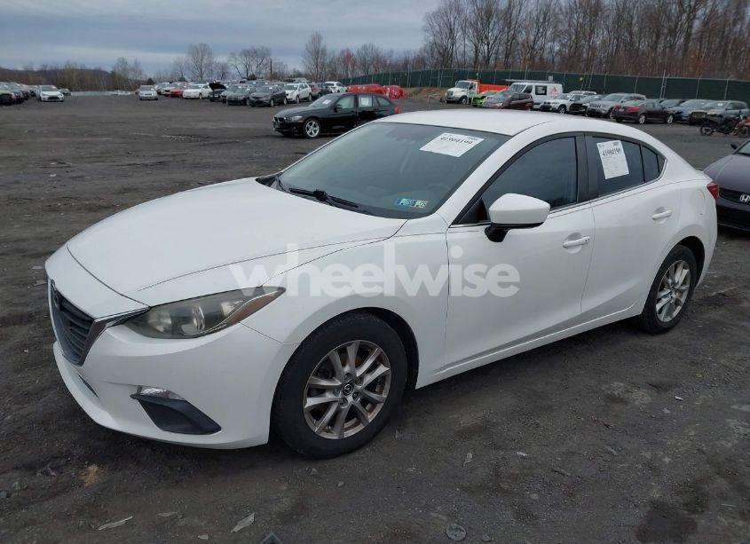 Photo 2 of 2014 Mazda Mazda3 I TOURING (VIN JM1BM1V70E1167162)