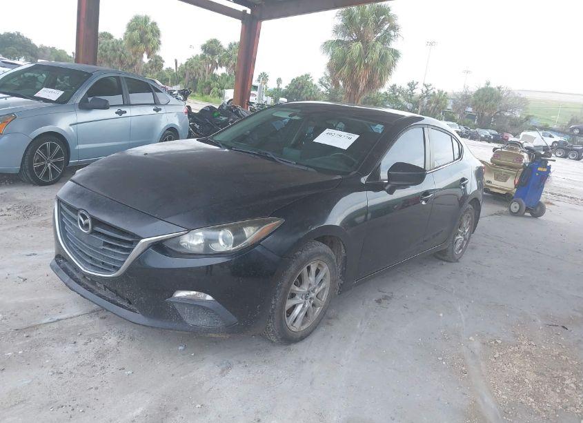 Photo 2 of 2014 Mazda Mazda3 I TOURING (VIN JM1BM1V71E1175223)