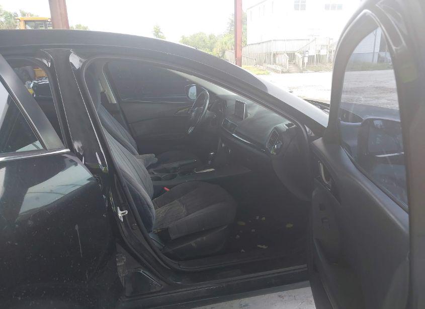 Photo 5 of 2014 Mazda Mazda3 I TOURING (VIN JM1BM1V71E1175223)