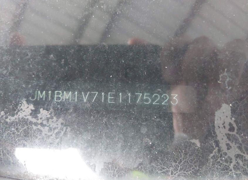 Photo 9 of 2014 Mazda Mazda3 I TOURING (VIN JM1BM1V71E1175223)