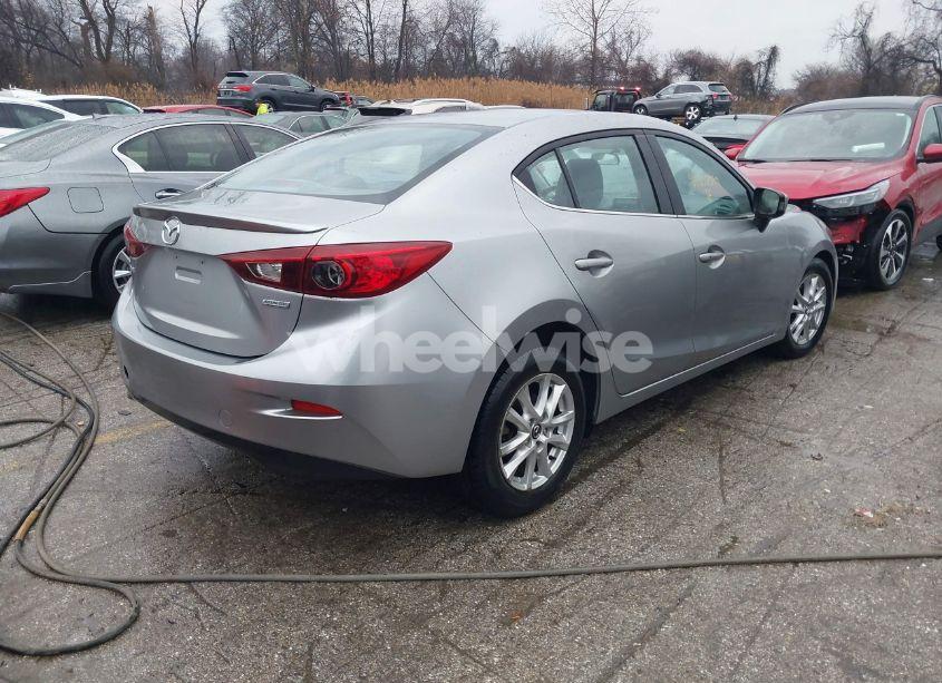 Photo 4 of 2014 Mazda Mazda3 I TOURING (VIN JM1BM1V71E1195536)
