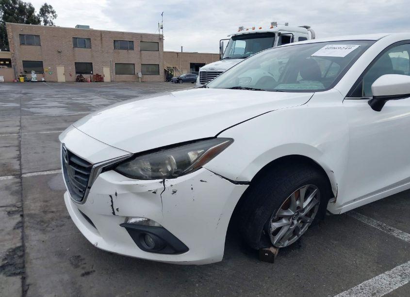 Photo 16 of 2016 Mazda Mazda3 I TOURING (VIN JM1BM1V71G1299088)