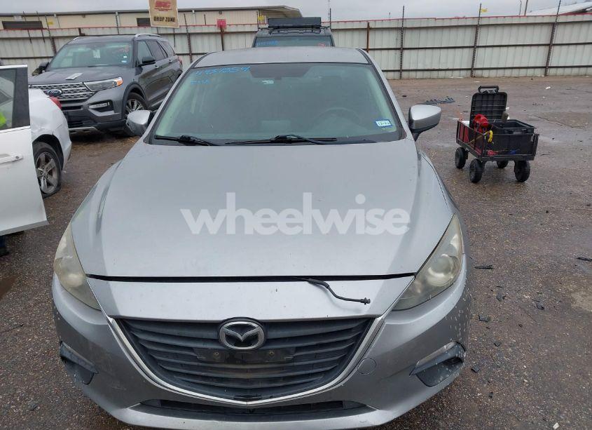 Photo 6 of 2014 Mazda Mazda3 (VIN JM1BM1V72E1108422)