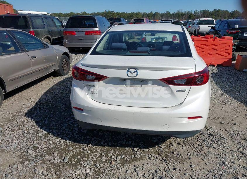 Photo 16 of 2014 Mazda Mazda3 I TOURING (VIN JM1BM1V72E1114768)
