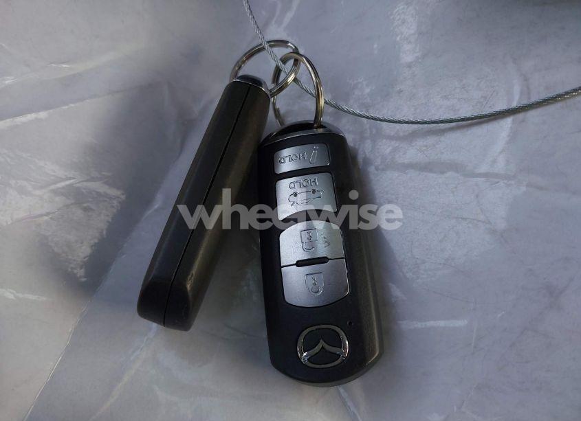 Photo 11 of 2014 Mazda Mazda3 I TOURING (VIN JM1BM1V72E1210819)