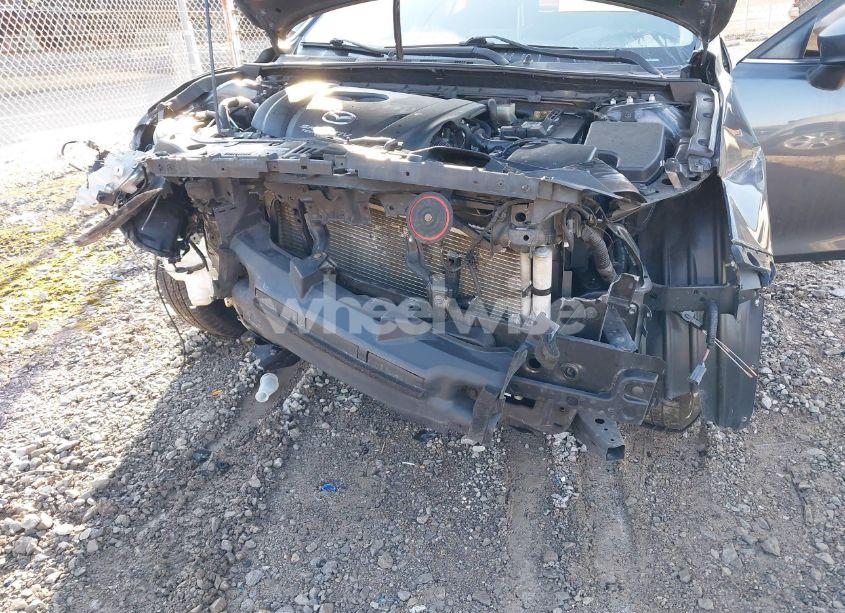 Photo 6 of 2015 Mazda Mazda3 I TOURING (VIN JM1BM1V72F1223944)